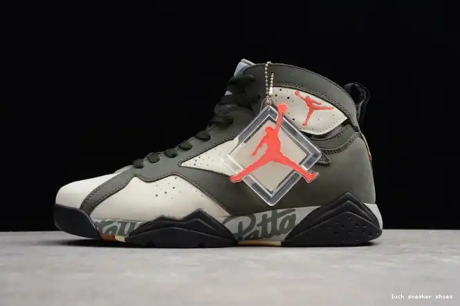 LUCY Air Icicle x Patta 7 AT3375-100 Jordan 0617